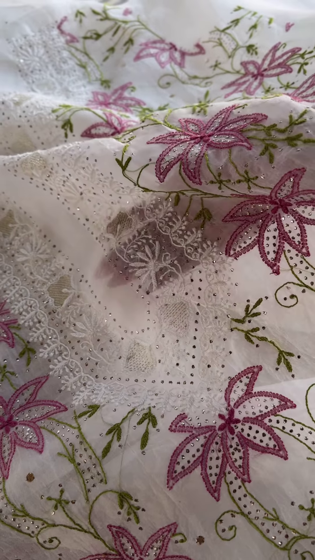 Ivory Chikankari Inspired Floral Embroidered Suit Set with Pink Accents - Image 3