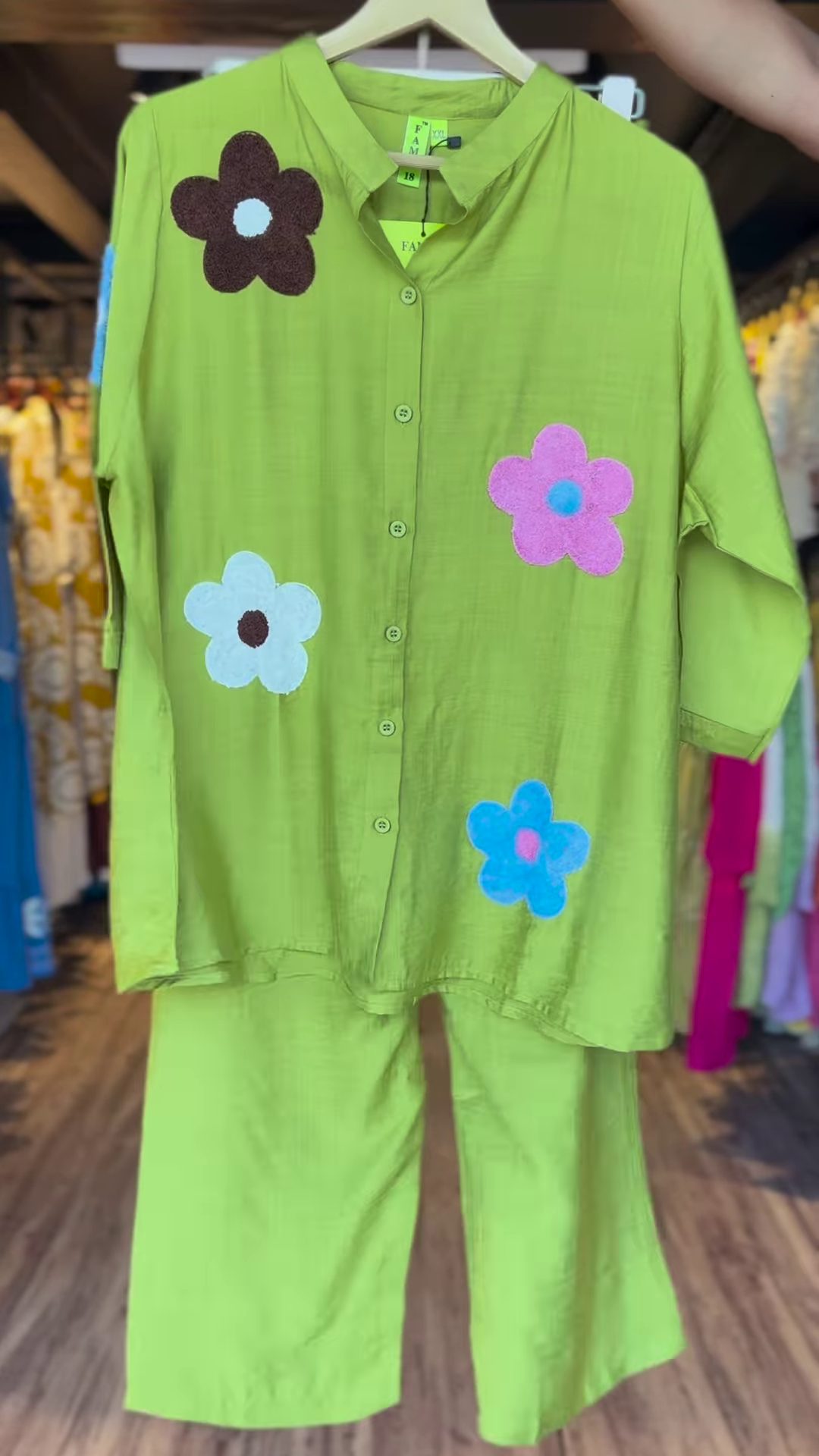 Vibrant Green Co-ord Set with Playful Floral Appliques - Chic Women's Casual Wear