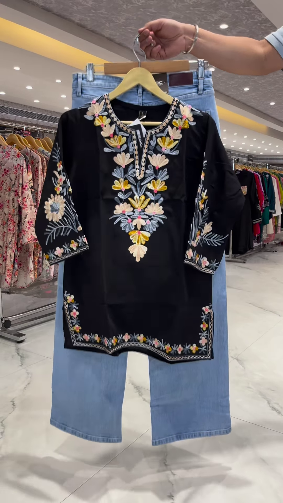 Women’s Black Floral Embroidered Kurti with Light Blue Denim Pants – Everyday Ethnicwear Ensemble with Bright Accents