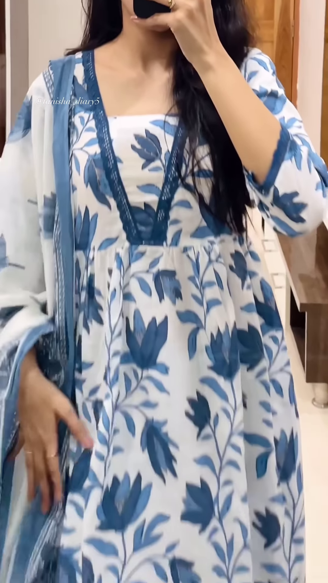 Women’s Yellow Floral Printed Kurti with Red Neckline Border – Ethnic Everyday Ensemble with Seasonal Charm - Image 13